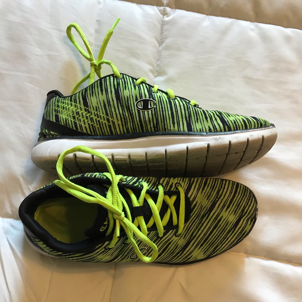 Size 8.5 Lime green and black gym shoes